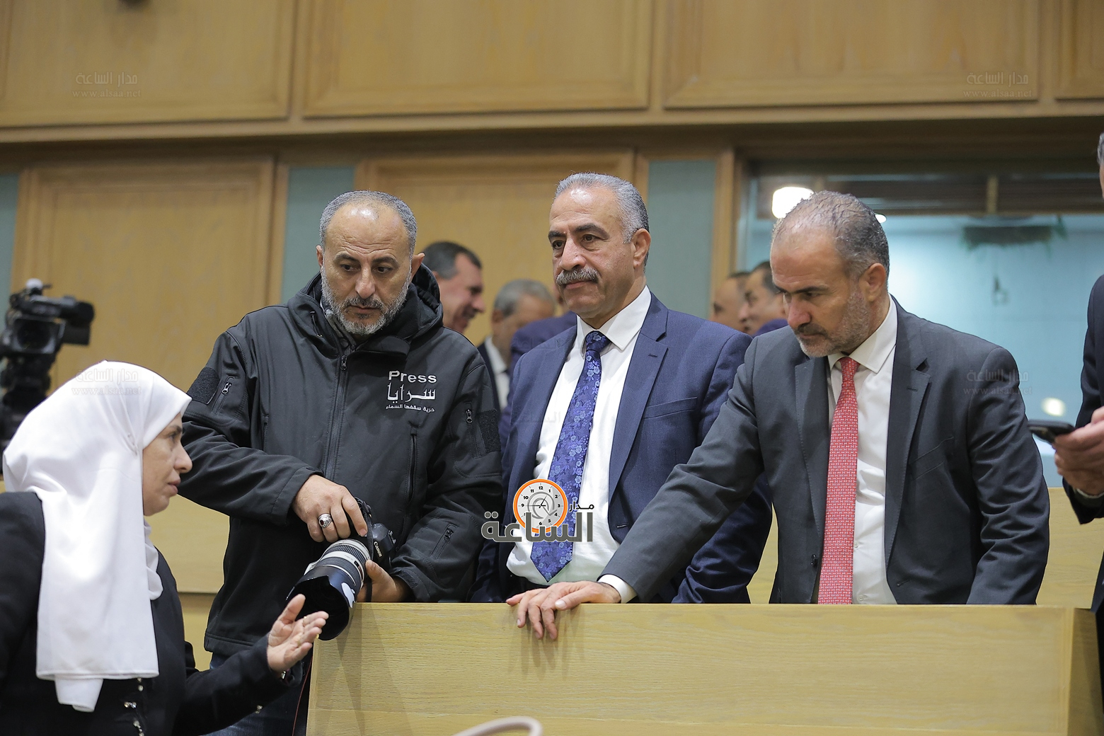 Madar Al-Saa Images 0.218137555655885