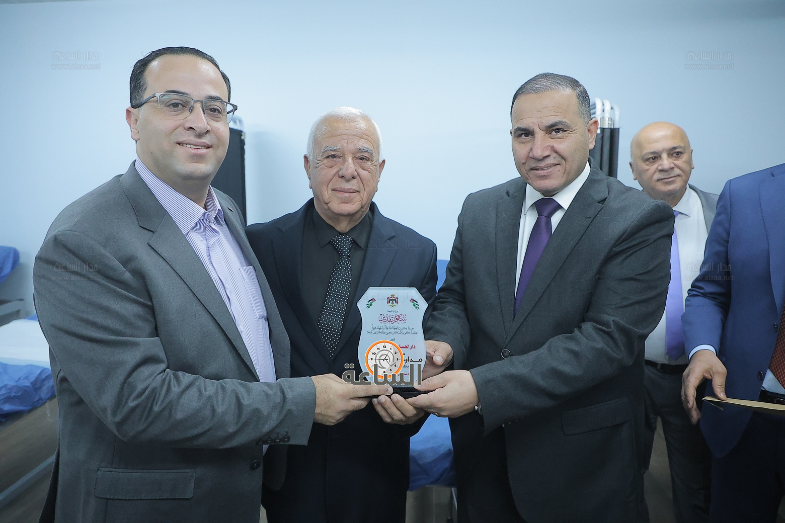 Madar Al-Saa Images 0.06284845410183537