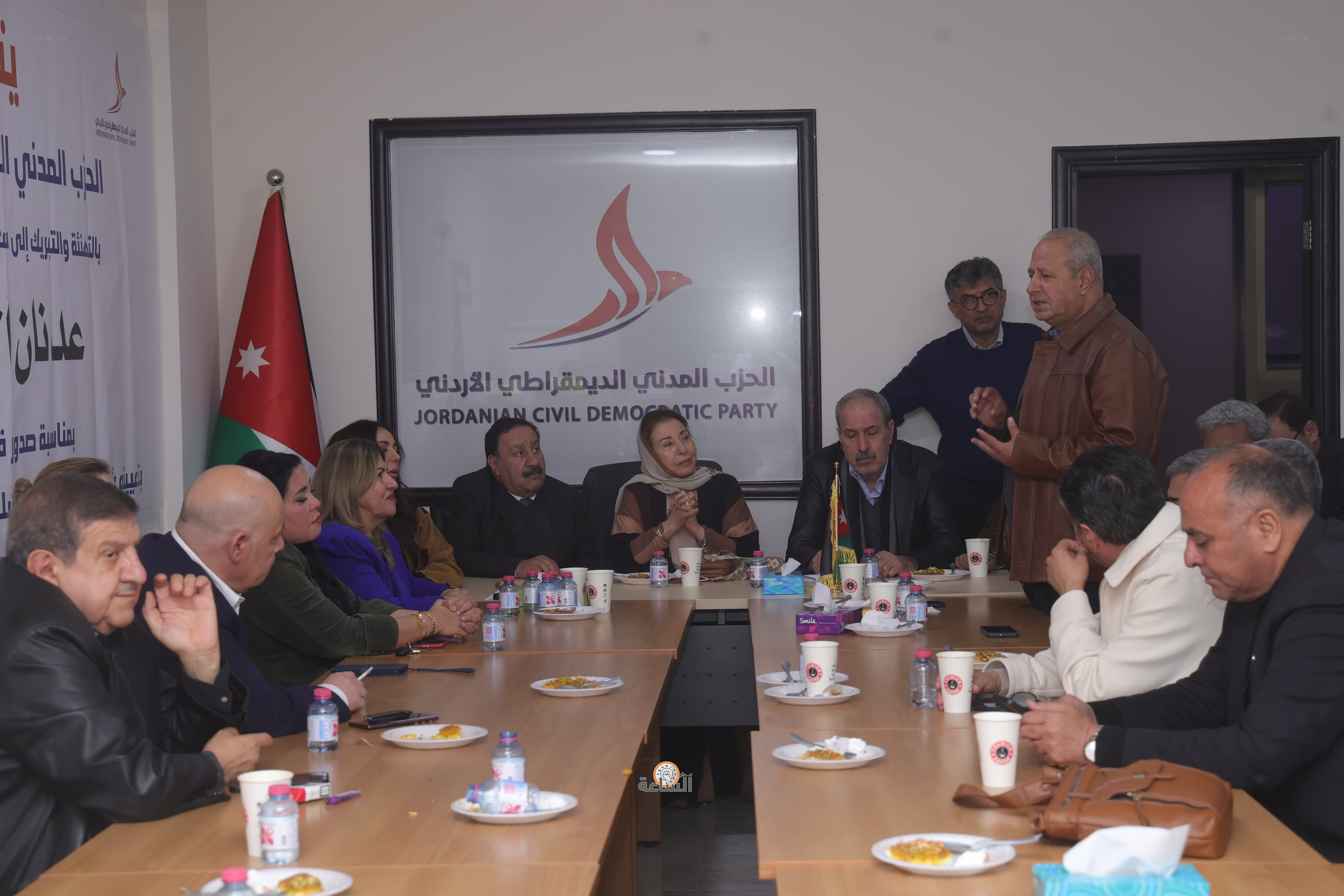 Madar Al-Saa Images 0.652422447886034