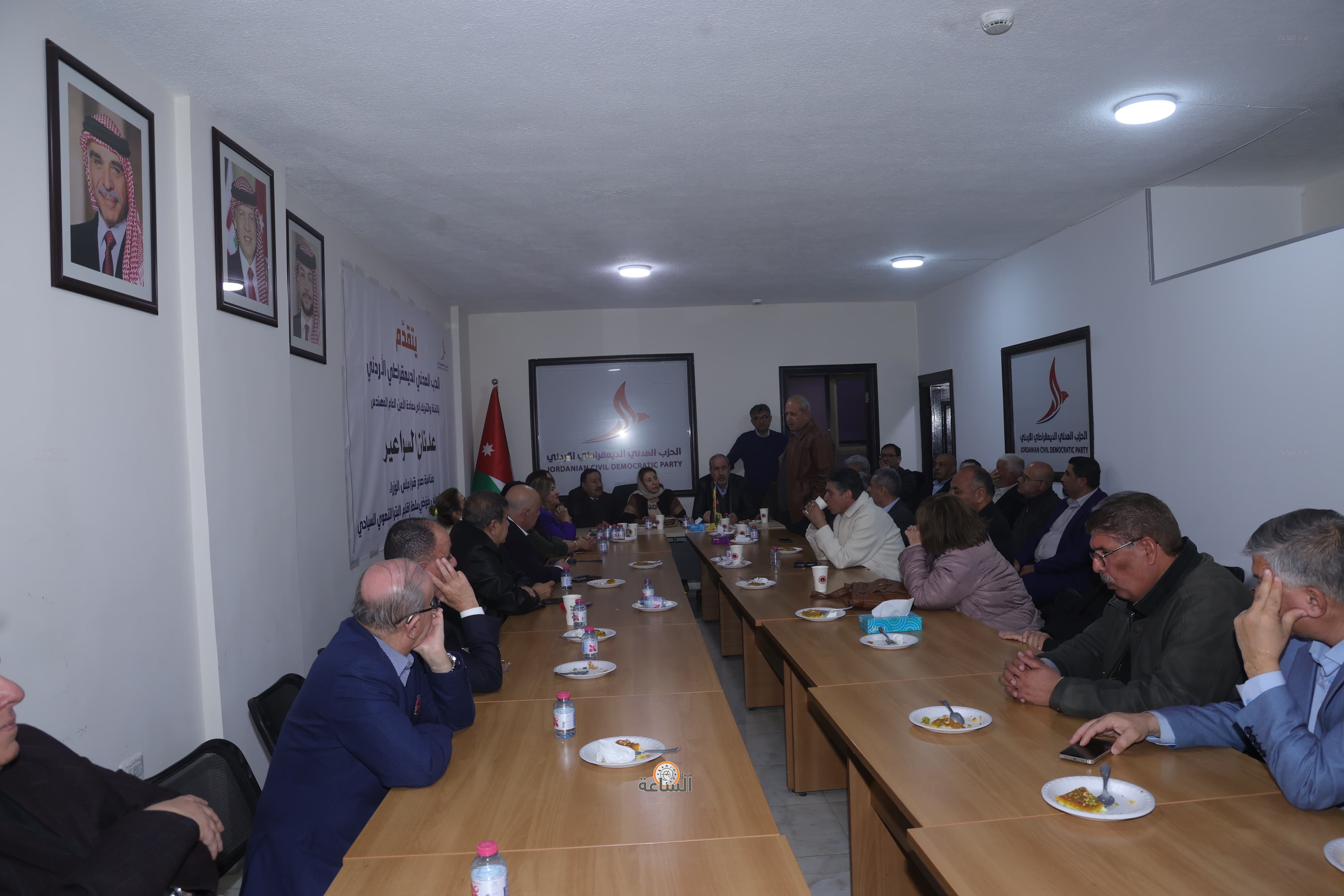 Madar Al-Saa Images 0.902134264222739