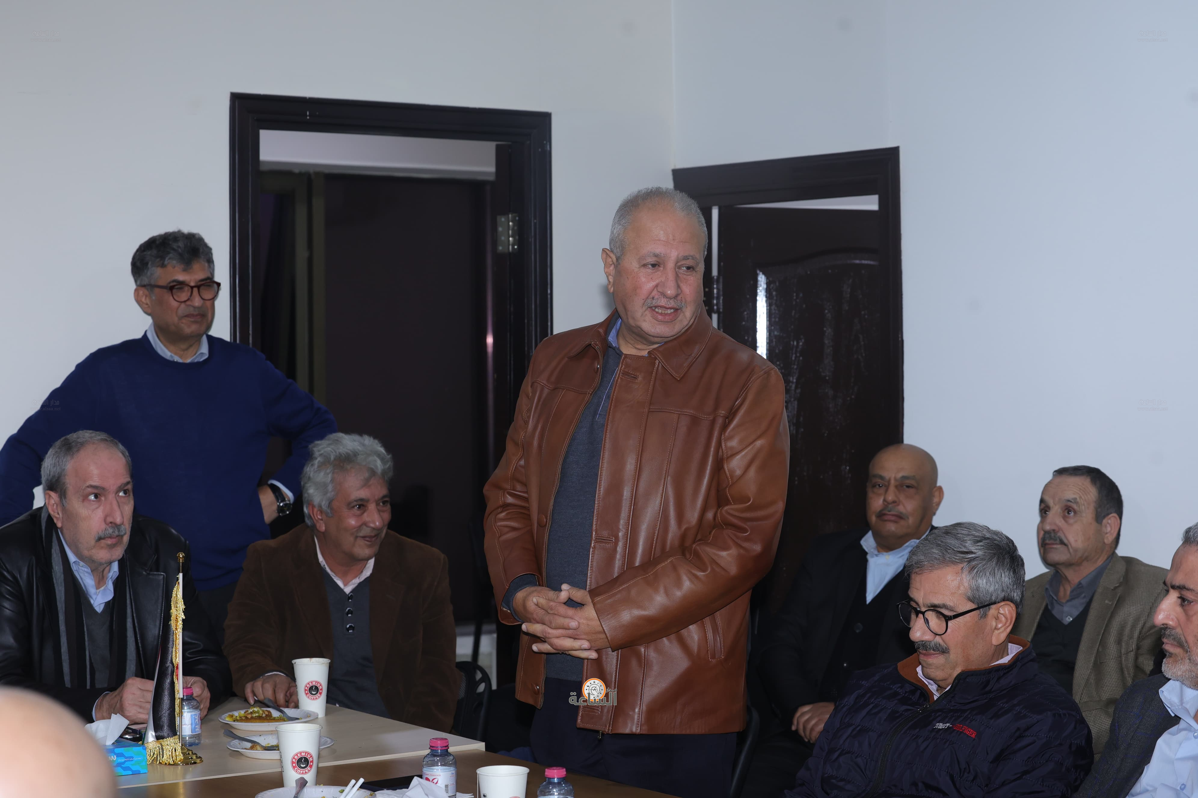 Madar Al-Saa Images 0.05743424408133879