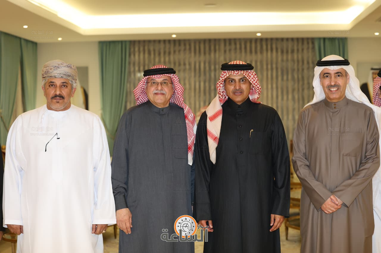 Madar Al-Saa Images 0.3595321943010279