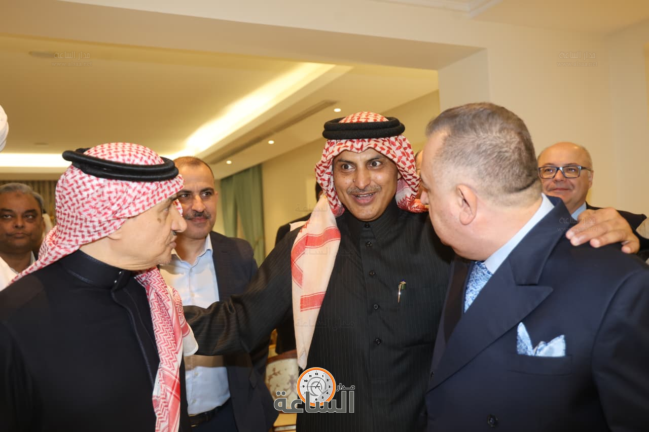 Madar Al-Saa Images 0.17733434615212096