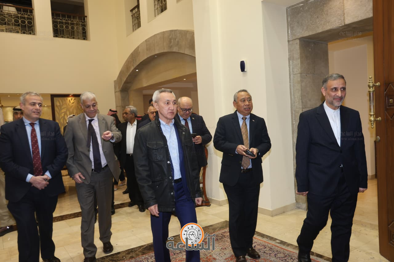 Madar Al-Saa Images 0.7855725352022547