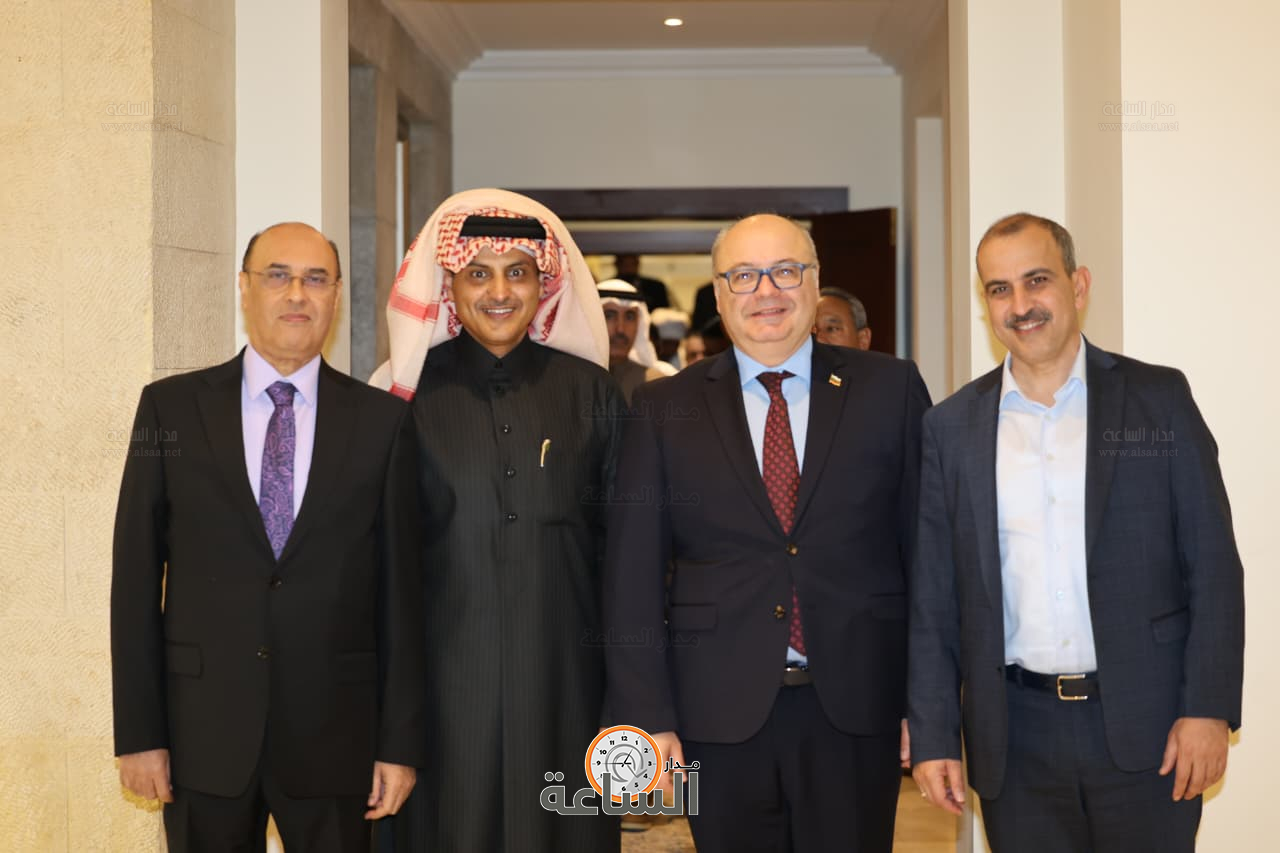 Madar Al-Saa Images 0.03982985471288181