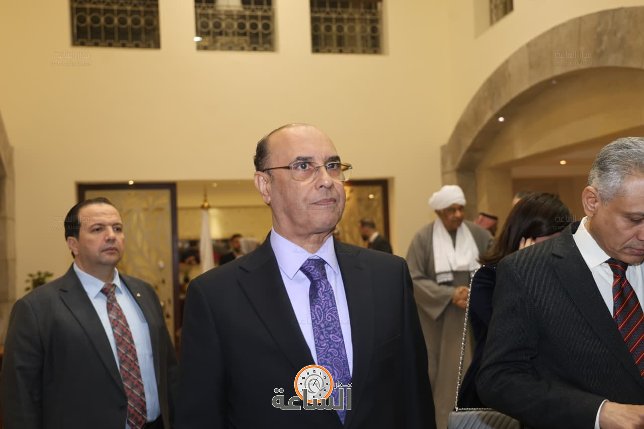 Madar Al-Saa Images 0.6866647303319966