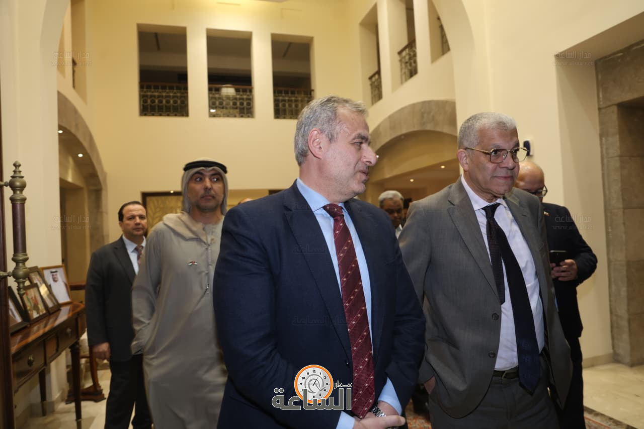 Madar Al-Saa Images 0.7552481827665096