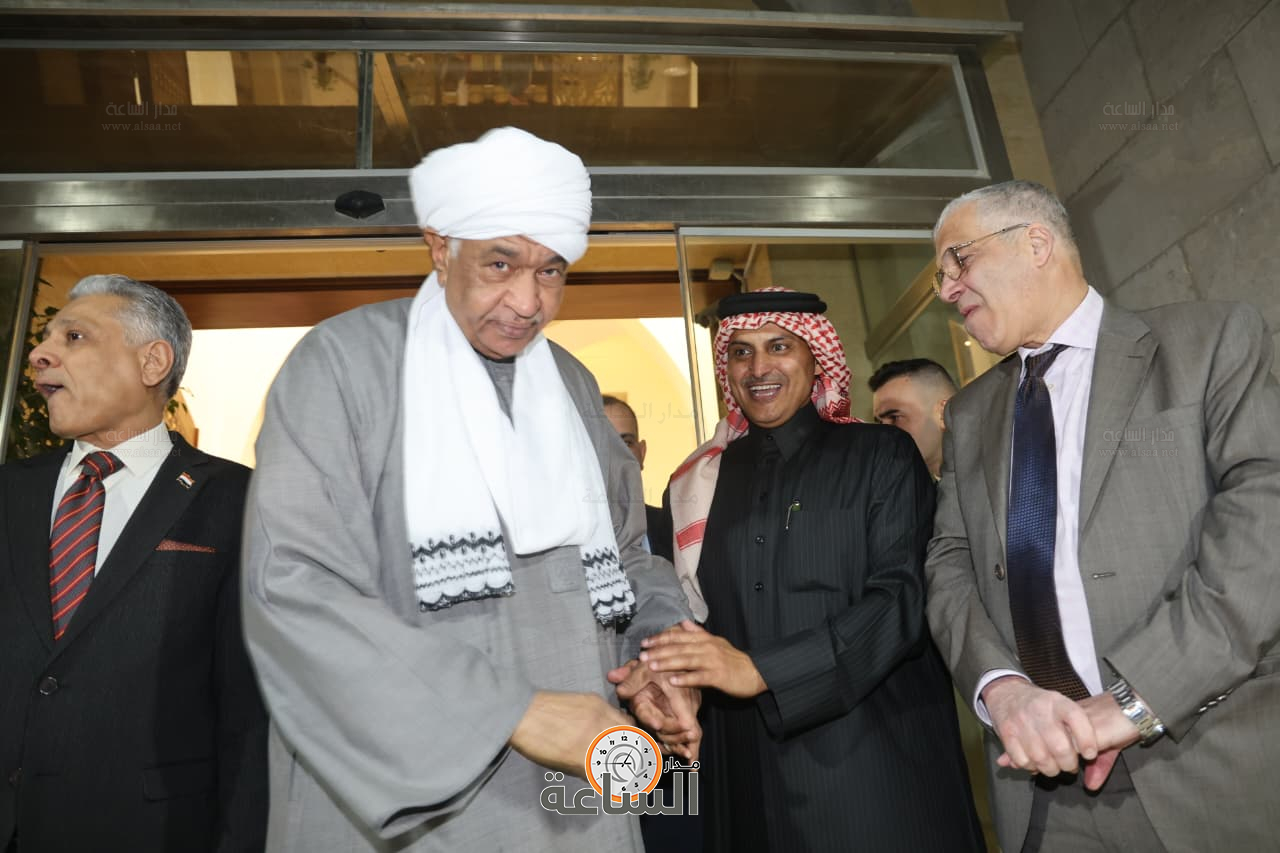 Madar Al-Saa Images 0.2381570923776638