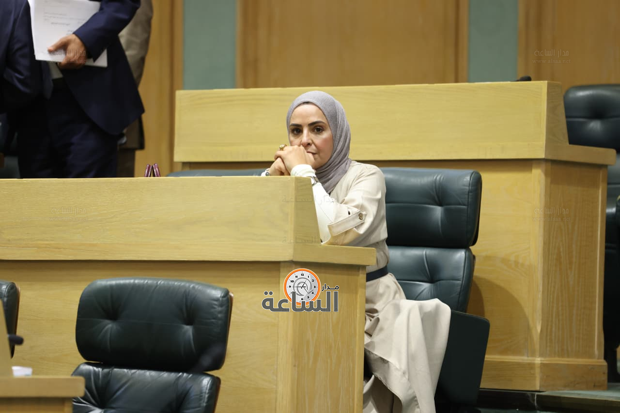 Madar Al-Saa Images 0.7651618425907171