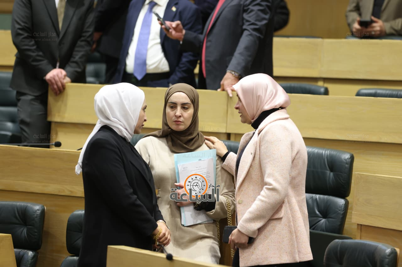 Madar Al-Saa Images 0.5381867712207469