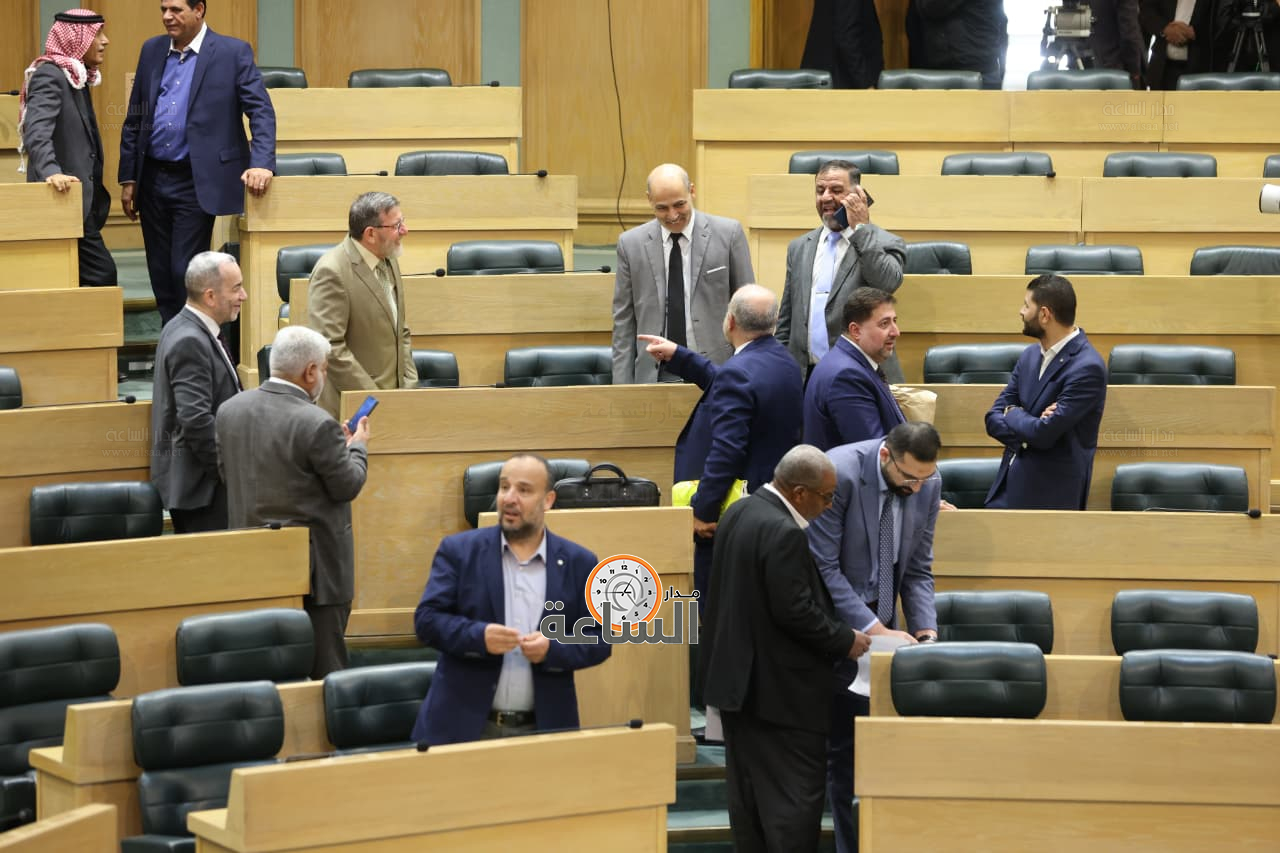 Madar Al-Saa Images 0.26434982717782773