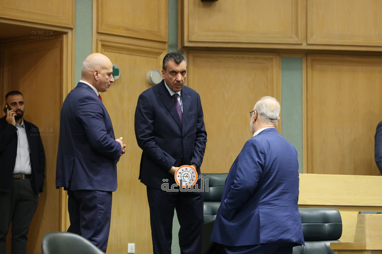 Madar Al-Saa Images 0.39716186409428644