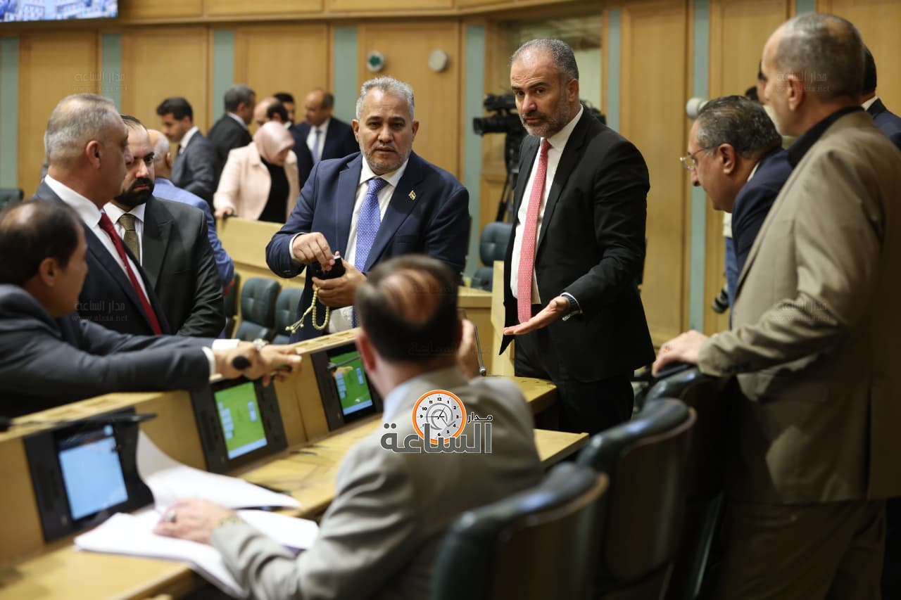 Madar Al-Saa Images 0.7733432305050915