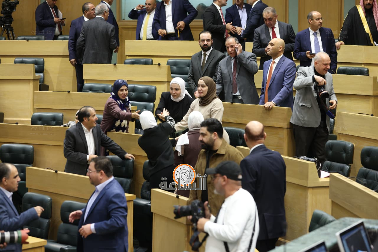 Madar Al-Saa Images 0.3309690908710401