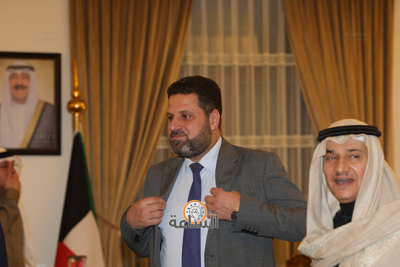 Madar Al-Saa Images 0.8701730643755993