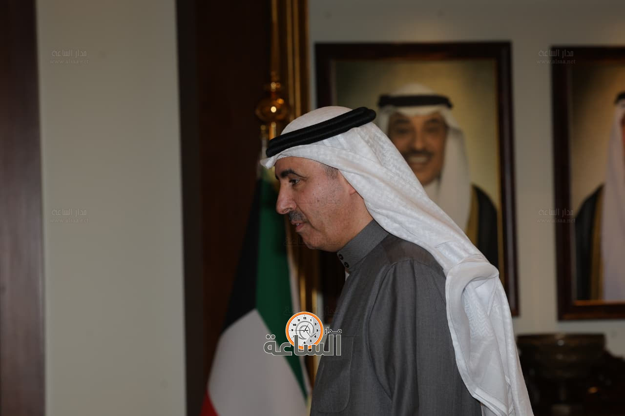 Madar Al-Saa Images 0.02392482225093917