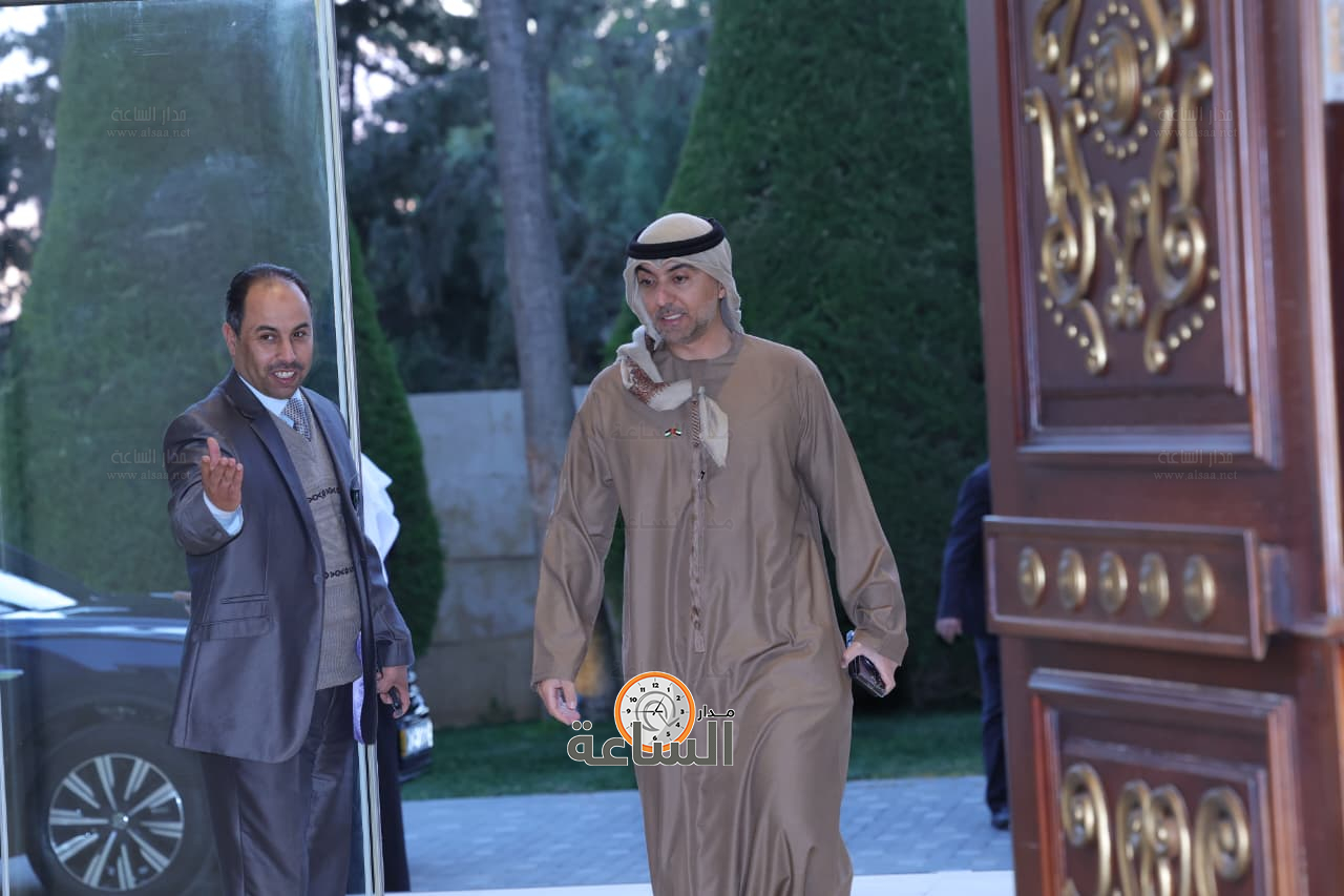 Madar Al-Saa Images 0.16989492034410747