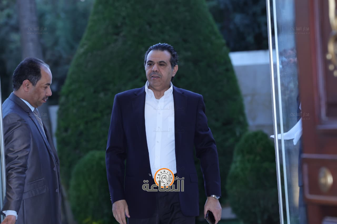 Madar Al-Saa Images 0.22122721367742093