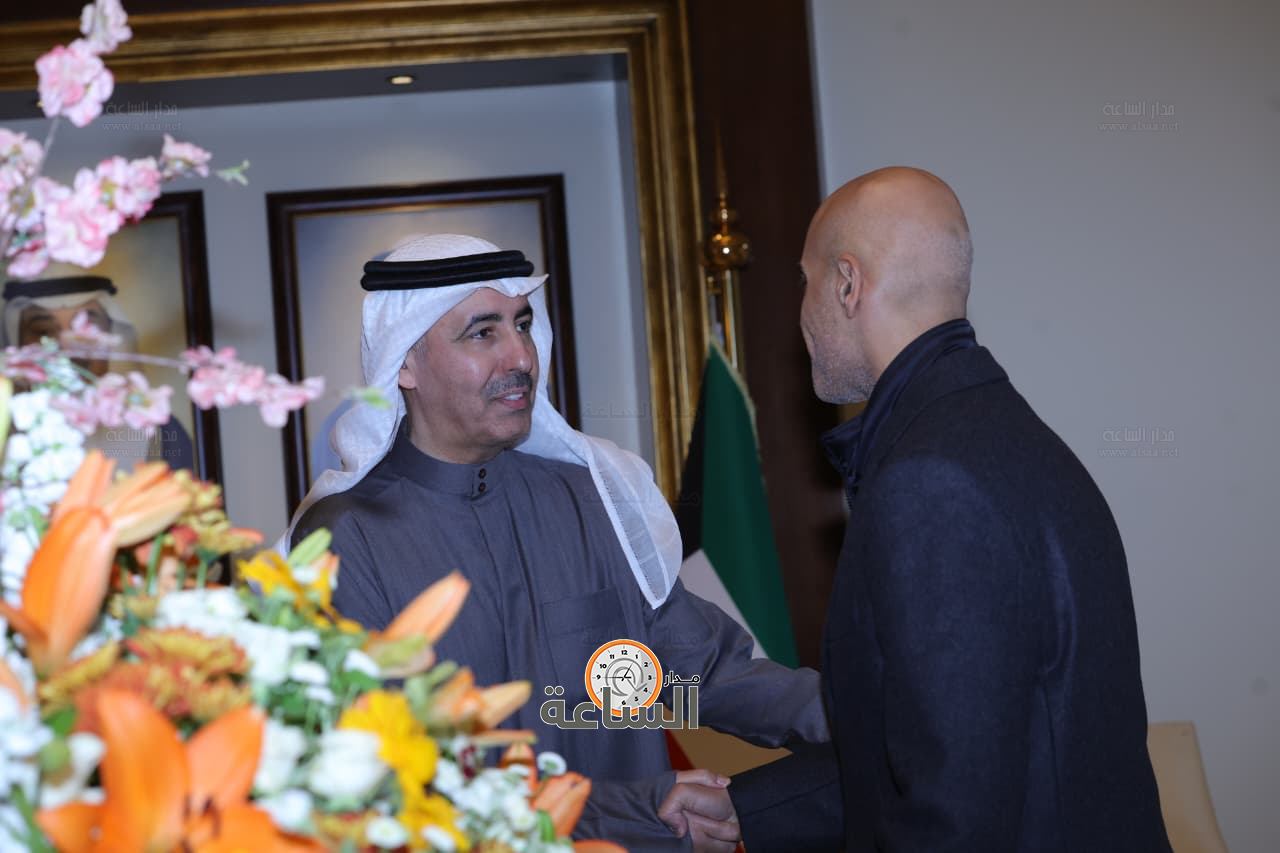 Madar Al-Saa Images 0.4931892677044495