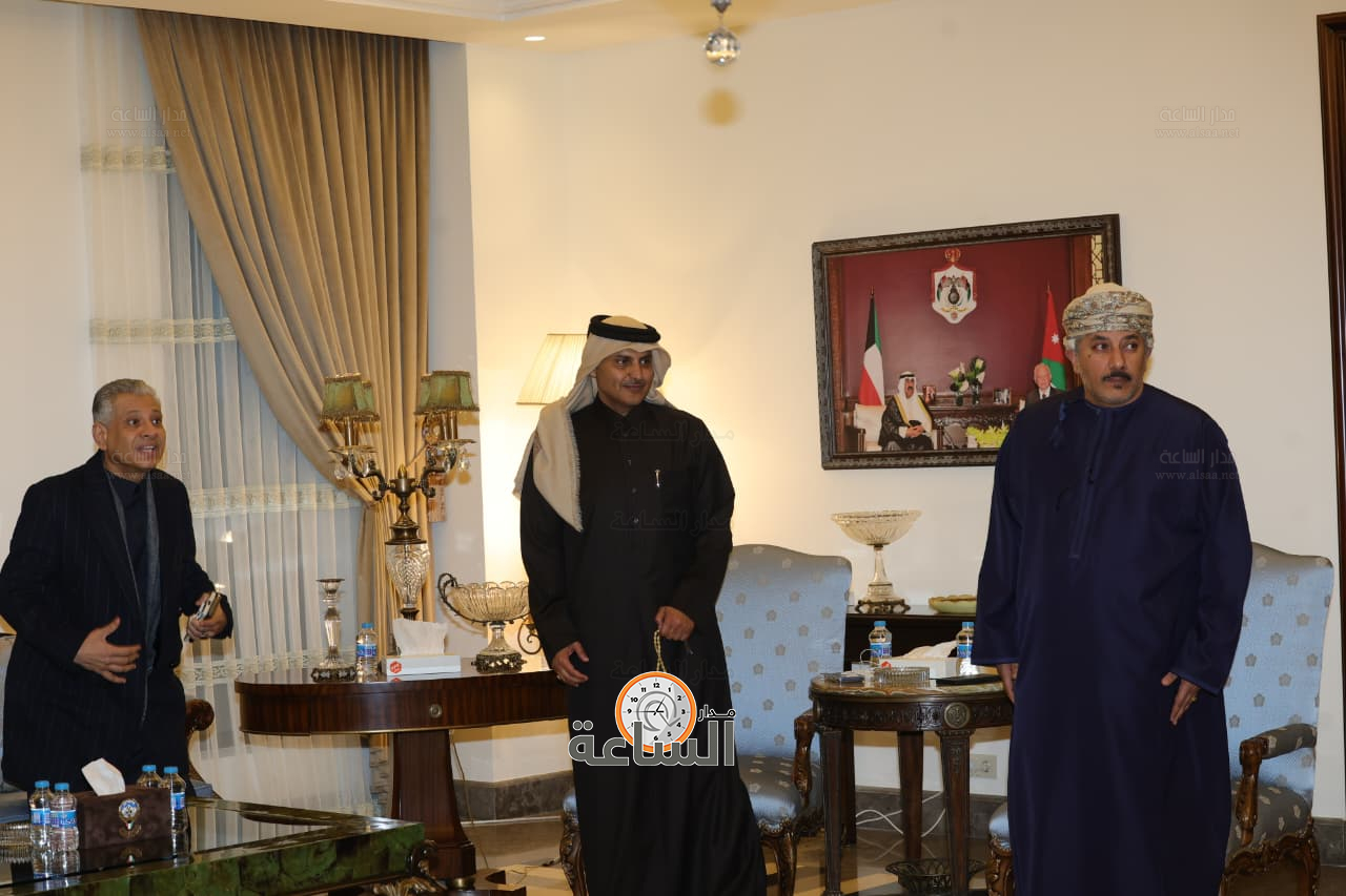 Madar Al-Saa Images 0.657148113319229