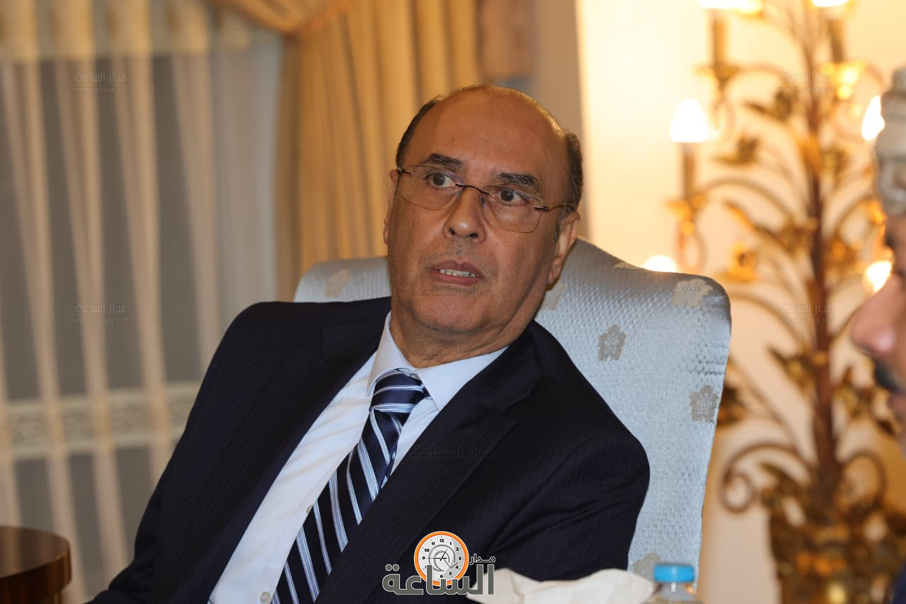 Madar Al-Saa Images 0.19032914177389215