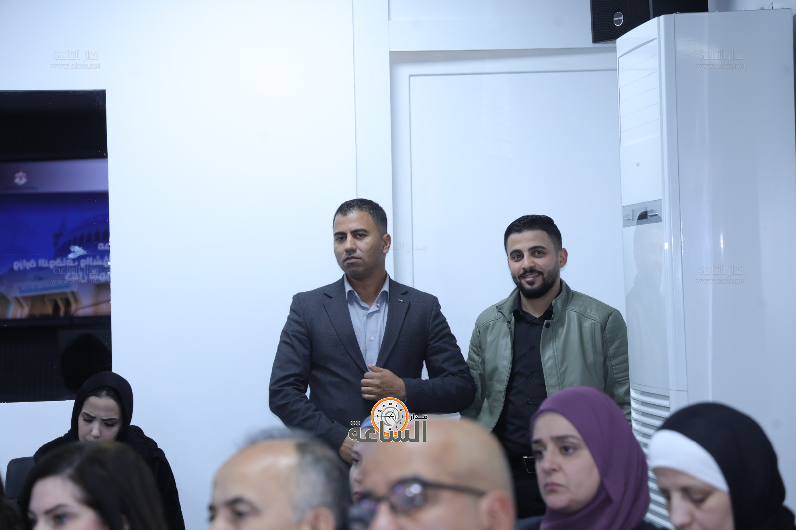 Madar Al-Saa Images 0.7185333971205871