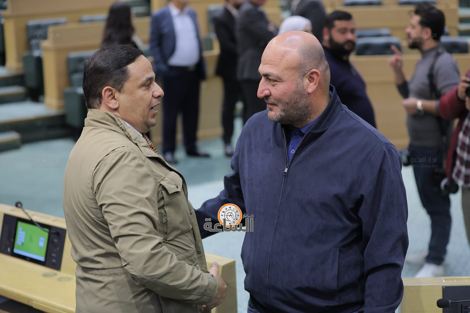 Madar Al-Saa Images 0.0802693102951546