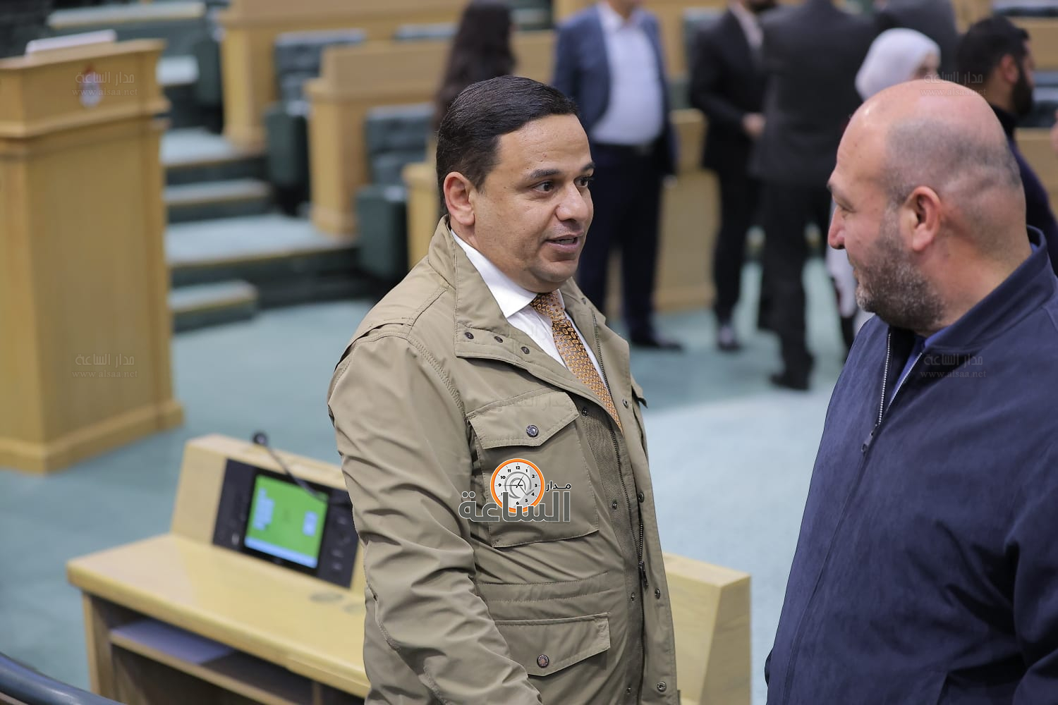 Madar Al-Saa Images 0.3667731338074892