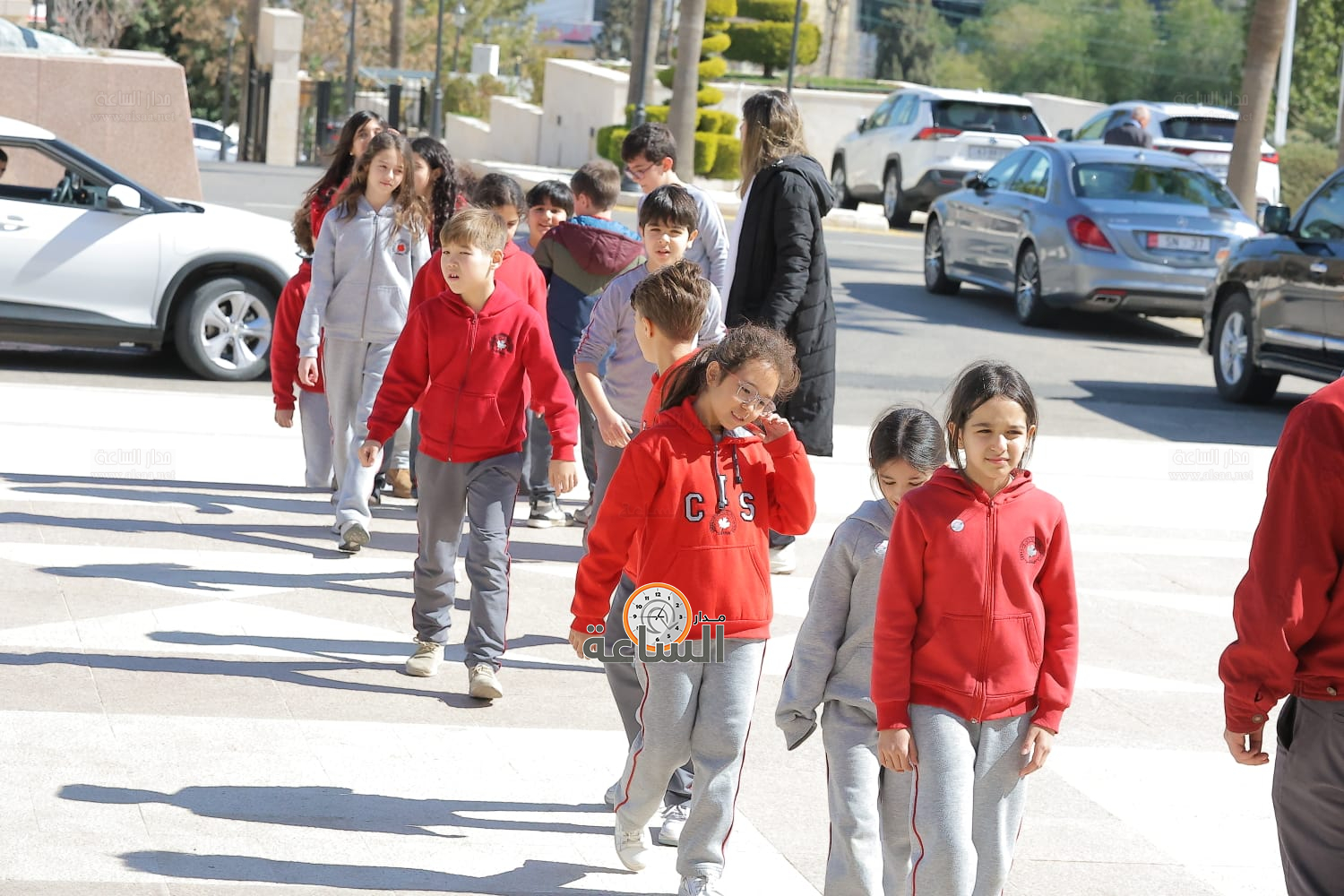 Madar Al-Saa Images 0.10563009509017052