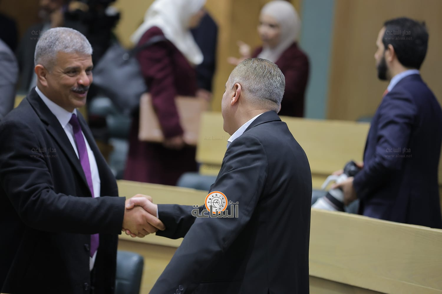 Madar Al-Saa Images 0.817408680066787