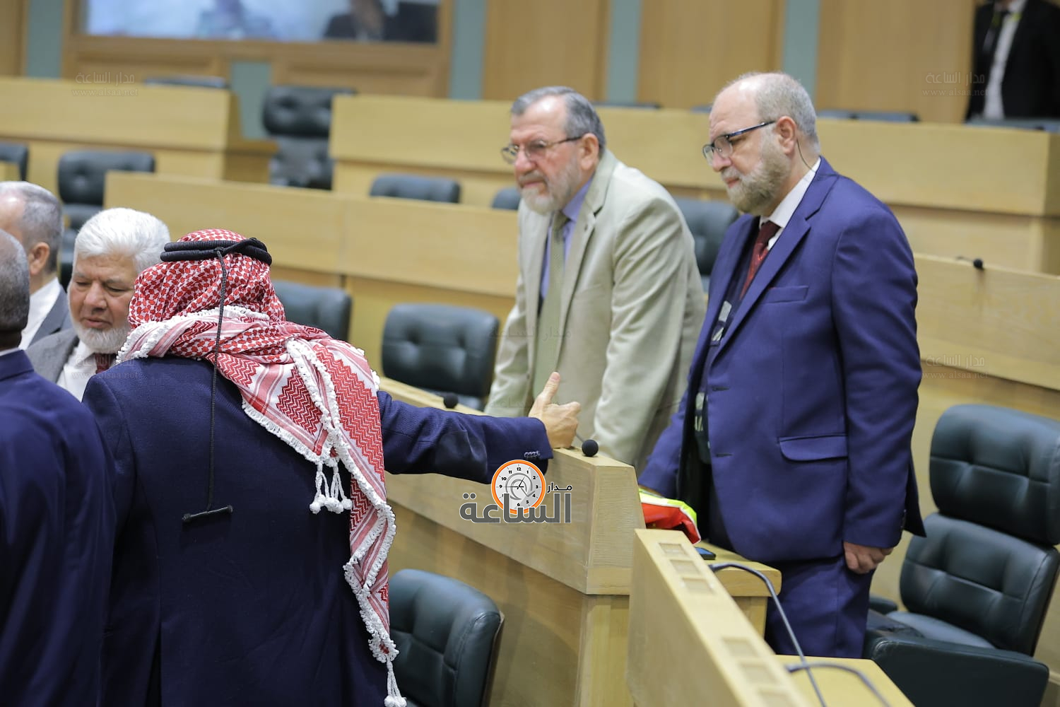 Madar Al-Saa Images 0.3741729832623224