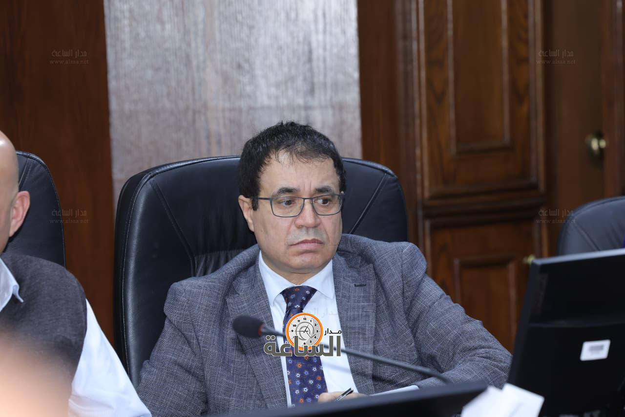 Madar Al-Saa Images 0.05943894540357275