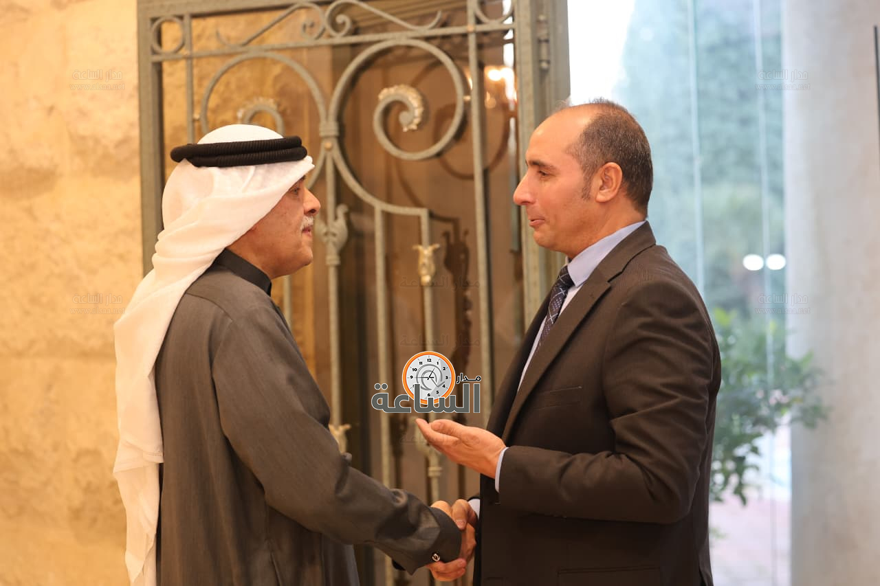 Madar Al-Saa Images 0.6443127816528047