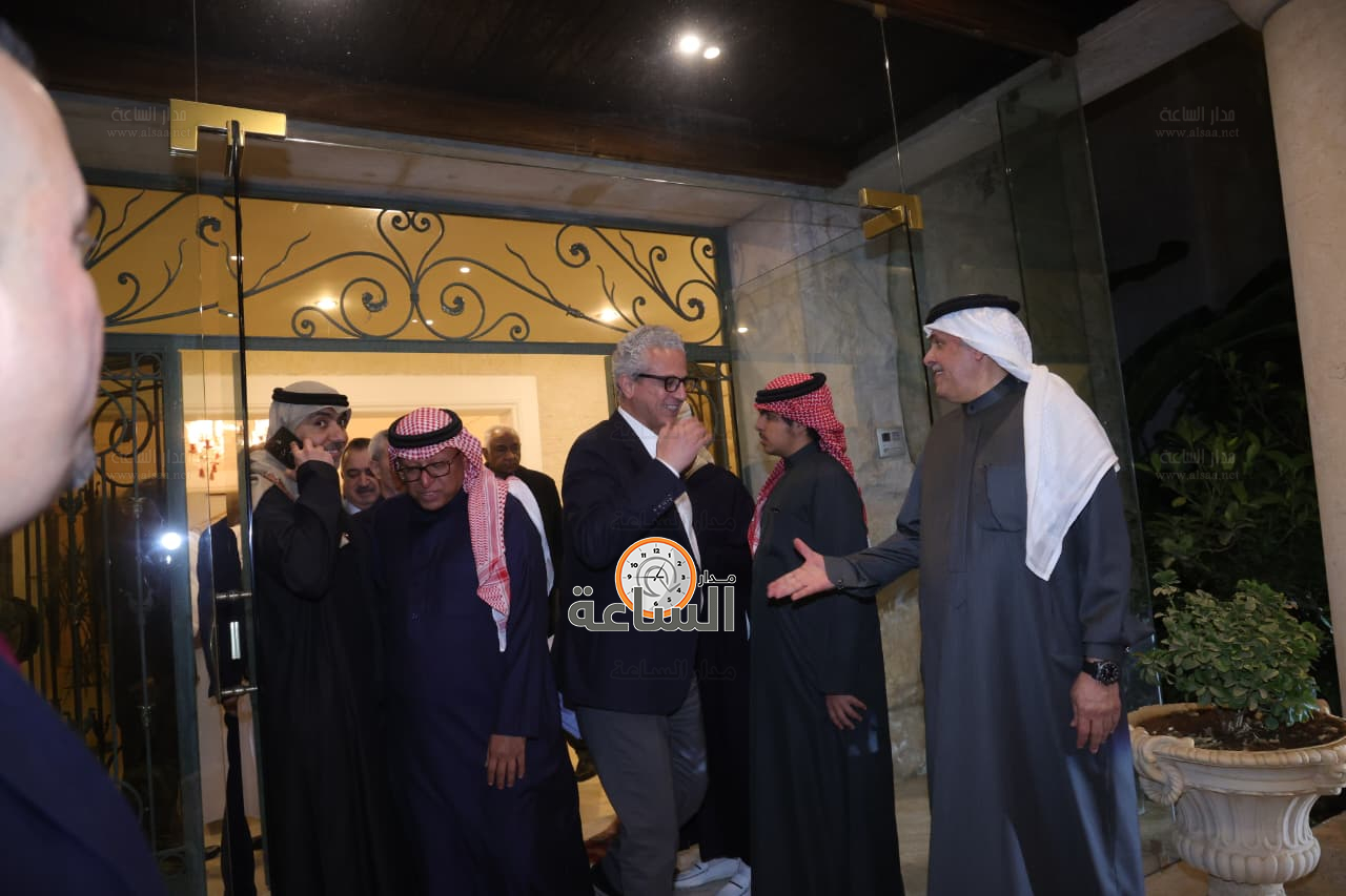 Madar Al-Saa Images 0.2589560829235237