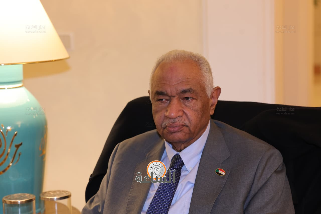 Madar Al-Saa Images 0.8811240455055582