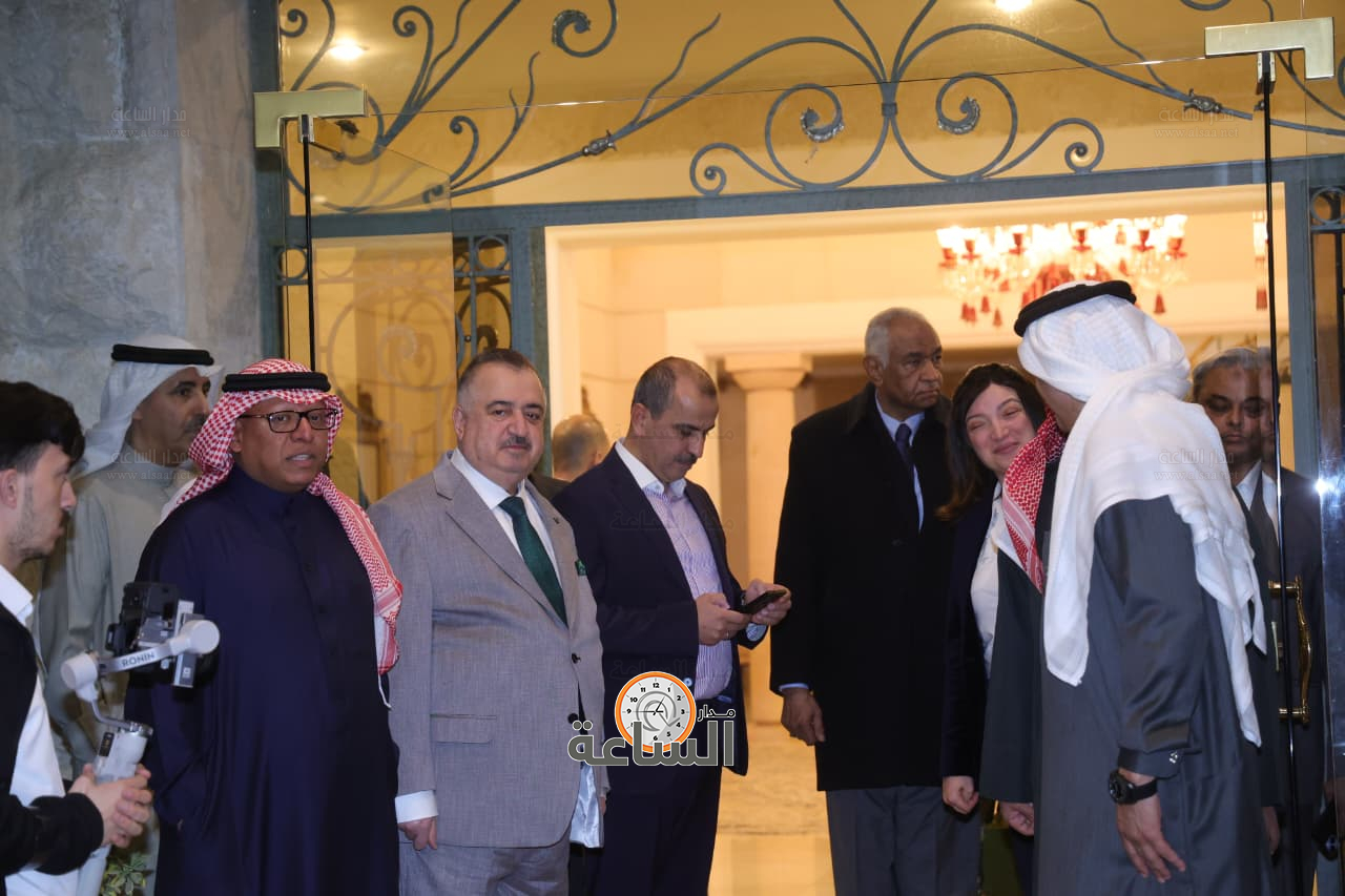 Madar Al-Saa Images 0.39374677015986237