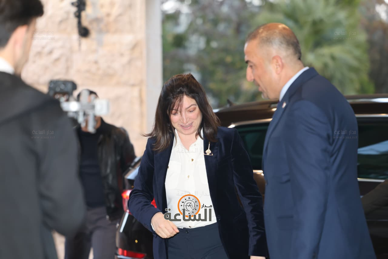 Madar Al-Saa Images 0.641079675513915