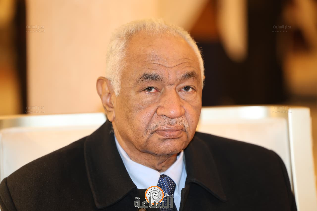 Madar Al-Saa Images 0.042512548187949695