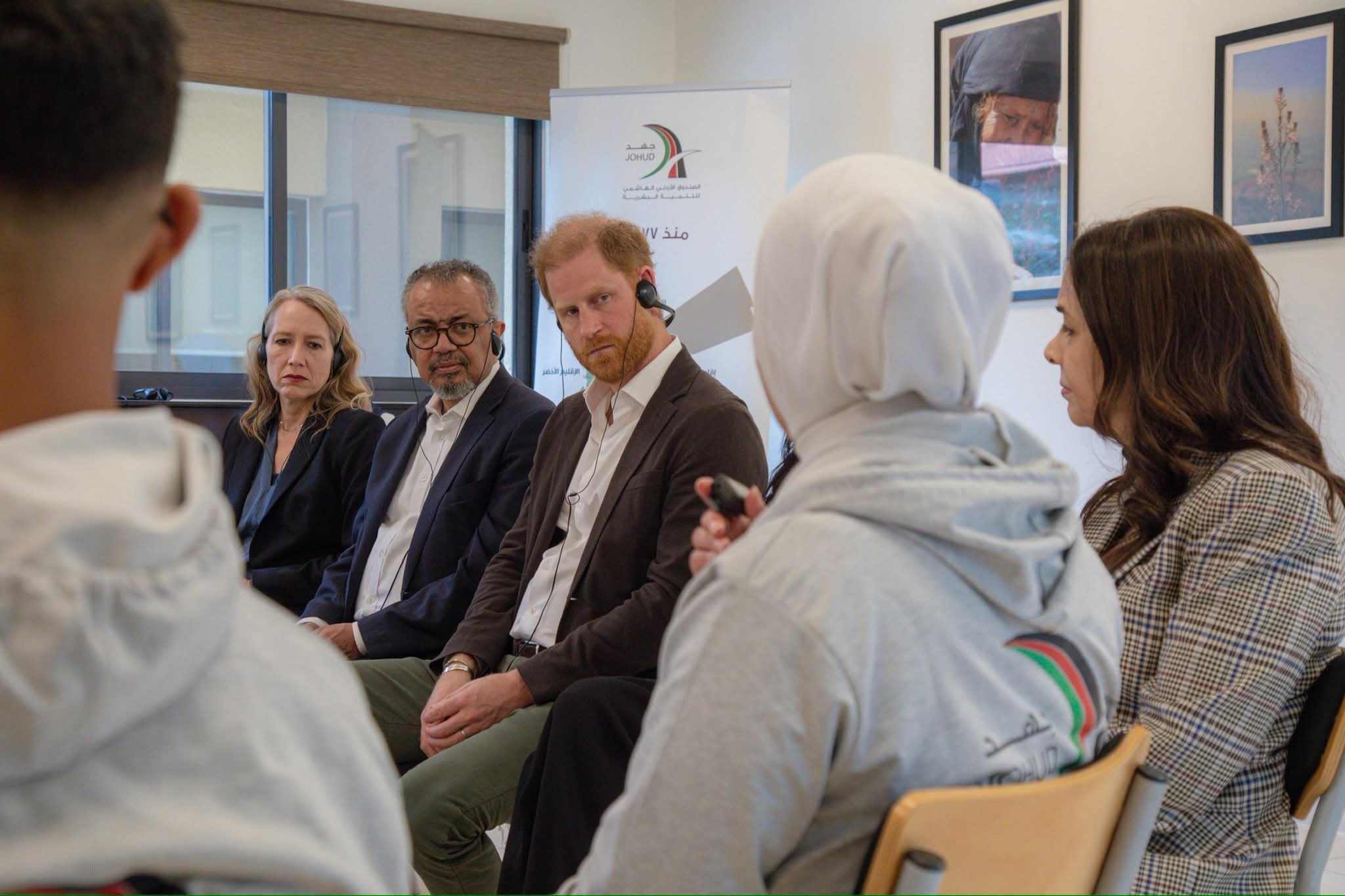 Madar Al-Saa Images 0.16401337170551467