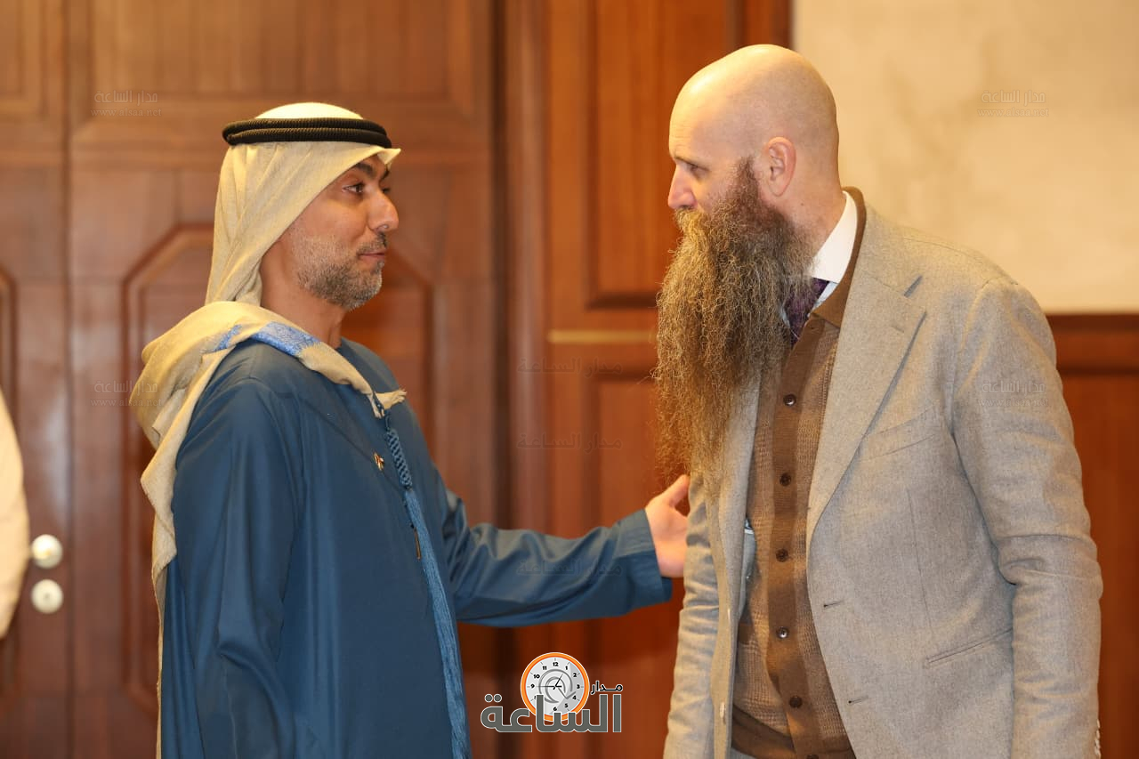 Madar Al-Saa Images 0.9400331640623992