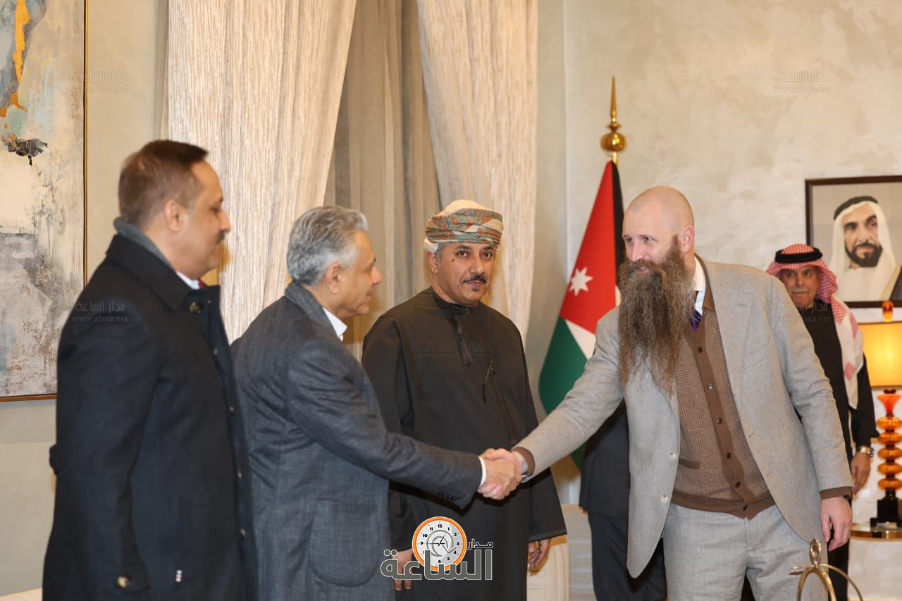 Madar Al-Saa Images 0.8684719833367848