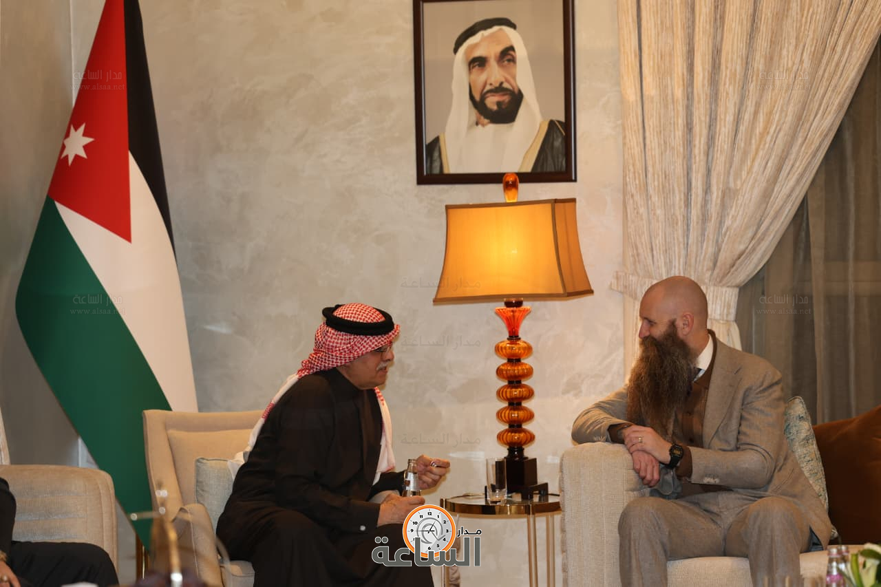 Madar Al-Saa Images 0.7329505725314949