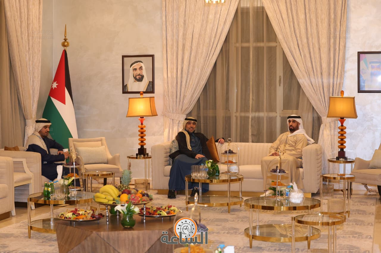 Madar Al-Saa Images 0.050924368891414495