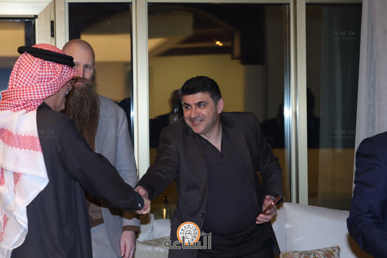 Madar Al-Saa Images 0.8835762948211324