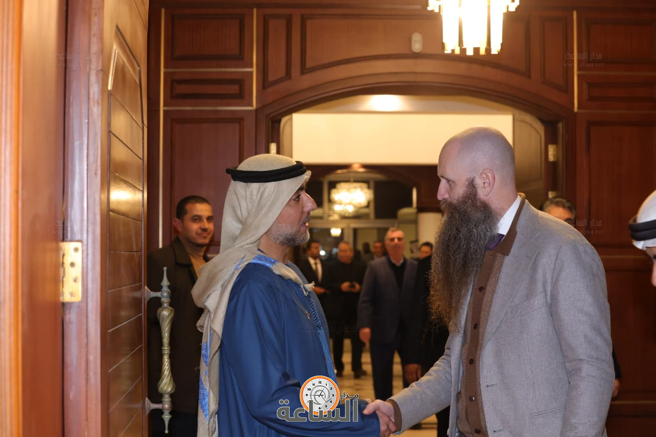 Madar Al-Saa Images 0.7703930156631124