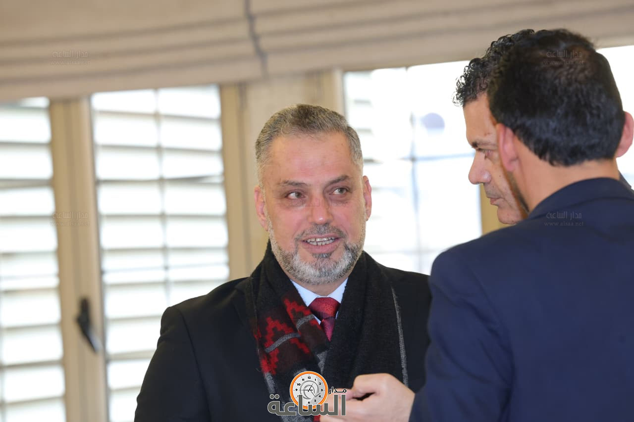 Madar Al-Saa Images 0.5825623451293495