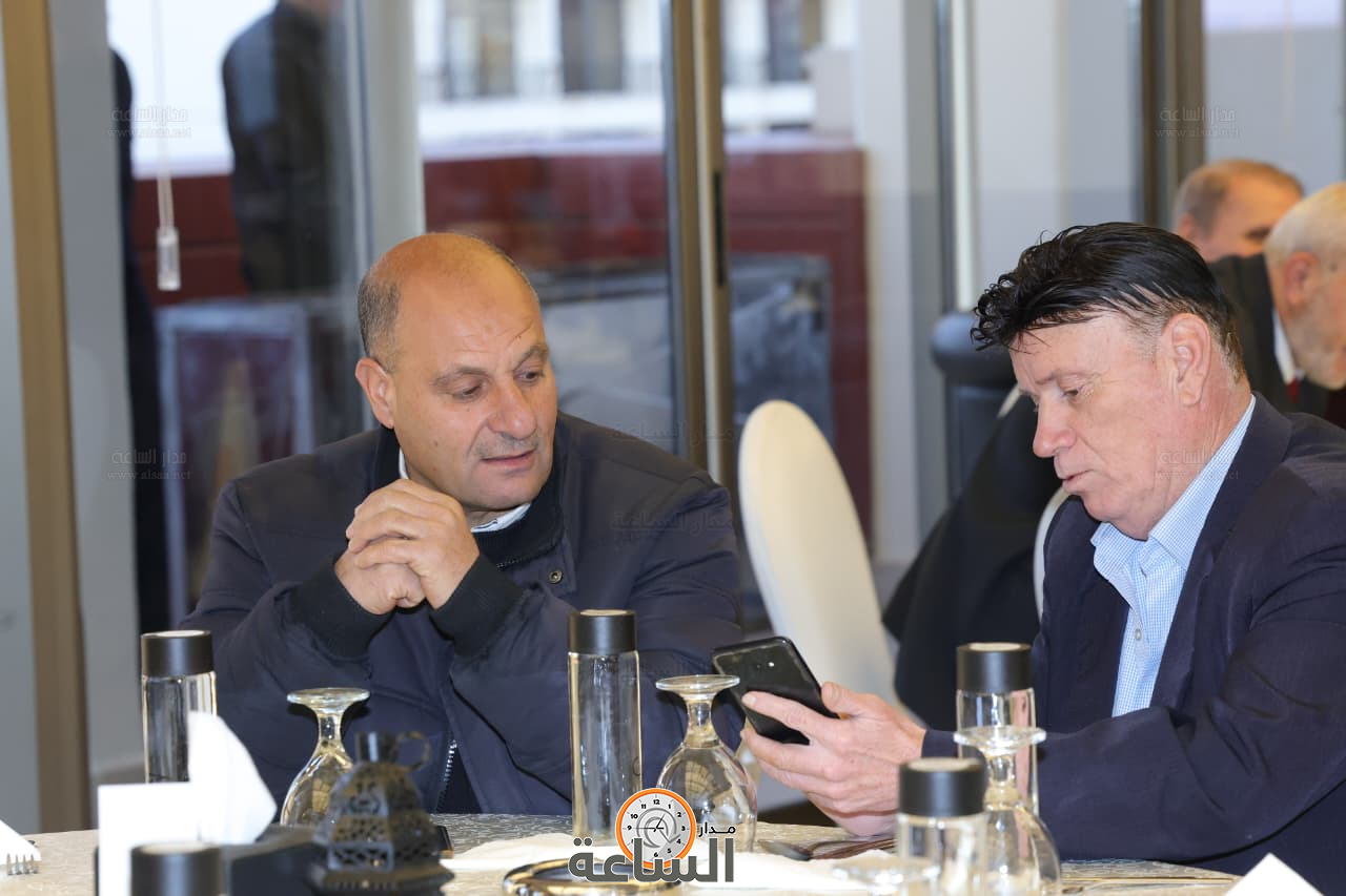 Madar Al-Saa Images 0.3196187472734392