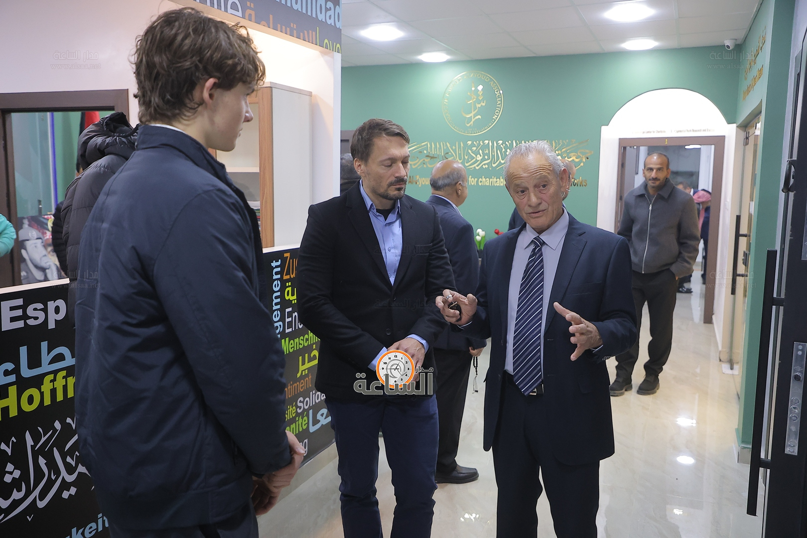 Madar Al-Saa Images 0.5057516150522837