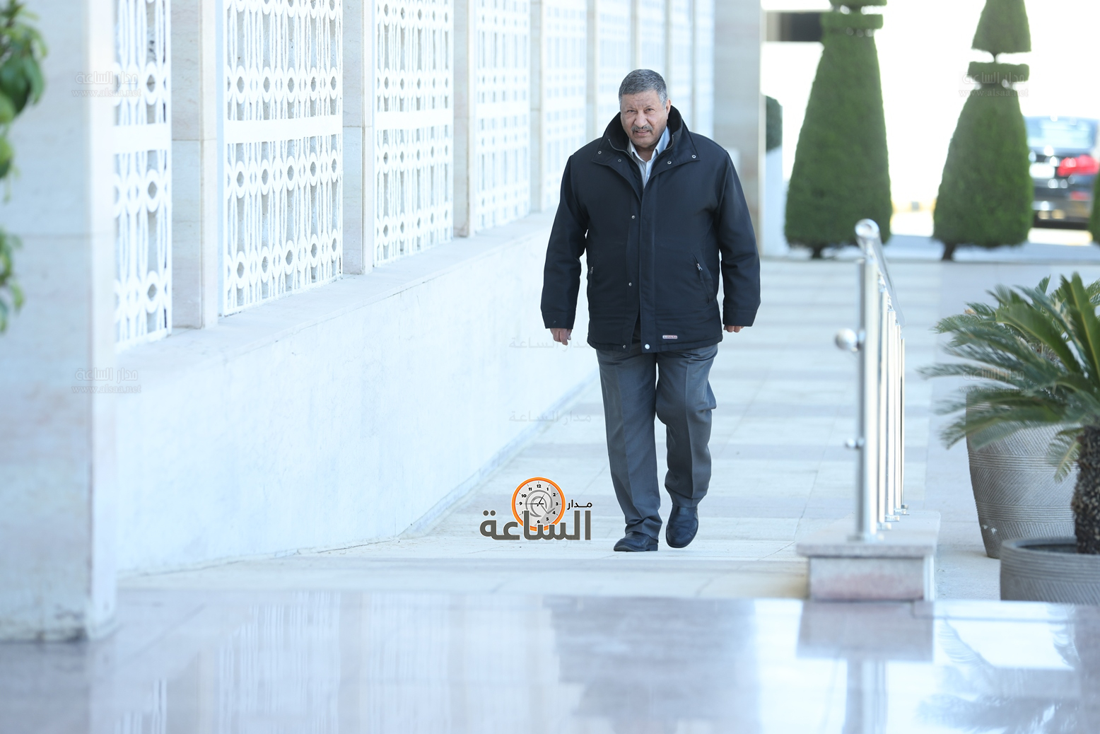 Madar Al-Saa Images 0.4729479648393162