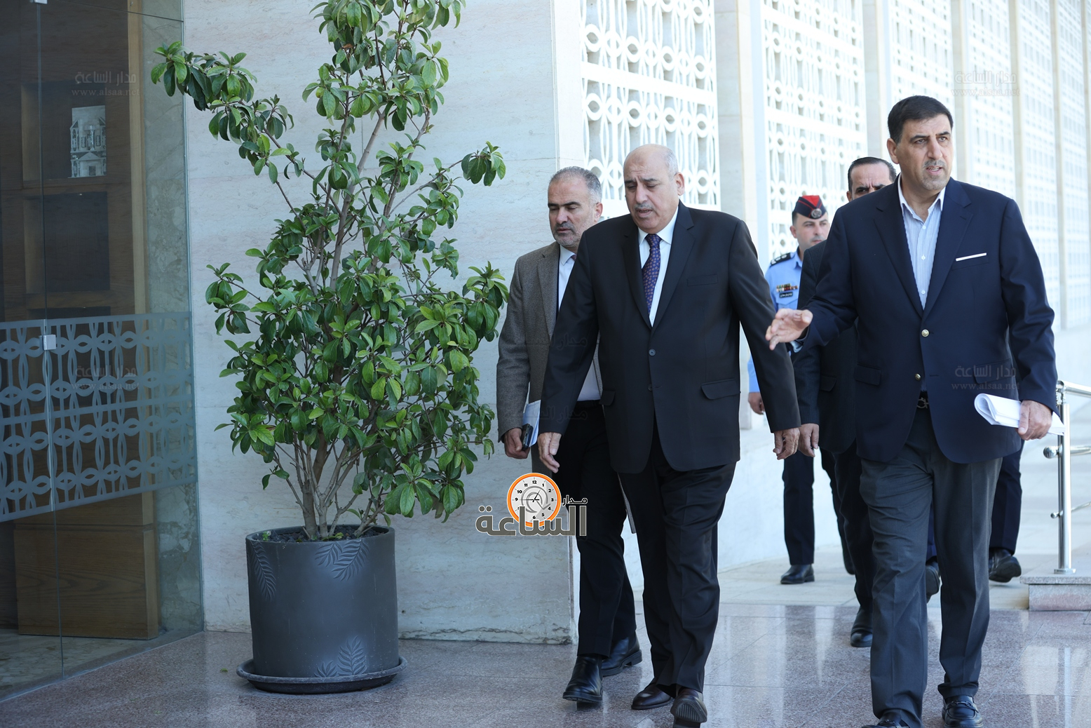 Madar Al-Saa Images 0.36292657783833215